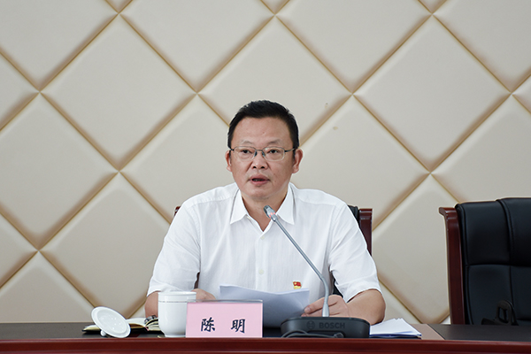 七一表彰大会主持词_七一表彰大会开幕致辞_七一表彰大会开幕词范文