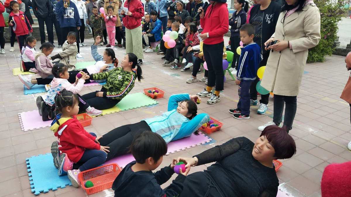 亲子趣味运动会项目大全_亲子趣味运动会主持稿_亲子趣味运动会