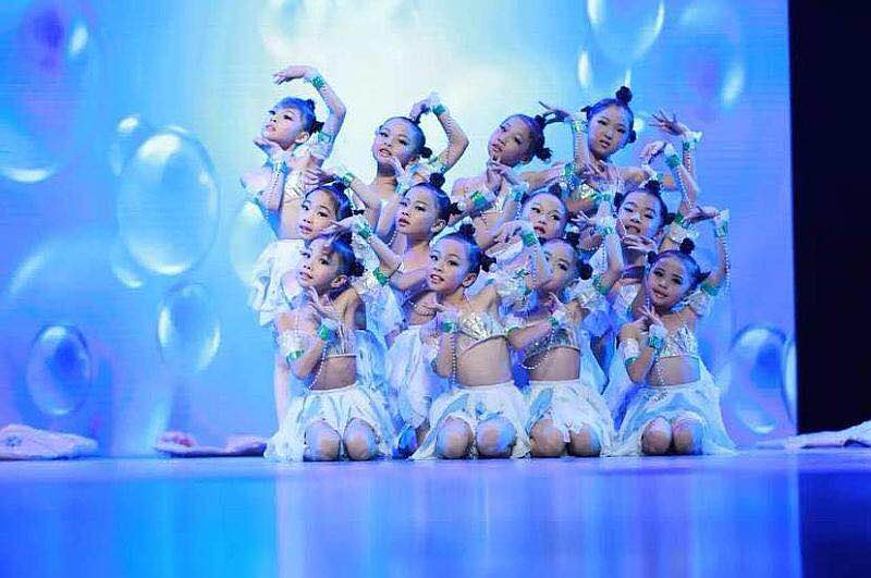 毕节幼儿师范高等专科学校_毕节幼儿高等师范专科学校群_毕节幼儿师范高等专科学校