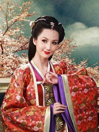 蝴蝶过山门的图片_蝴蝶过山门_蝴蝶过山门啥意思