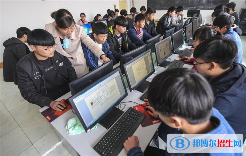 贵阳新华电脑学院学费多少钱_贵阳新华电脑学院_贵阳新华电脑学院电话号码