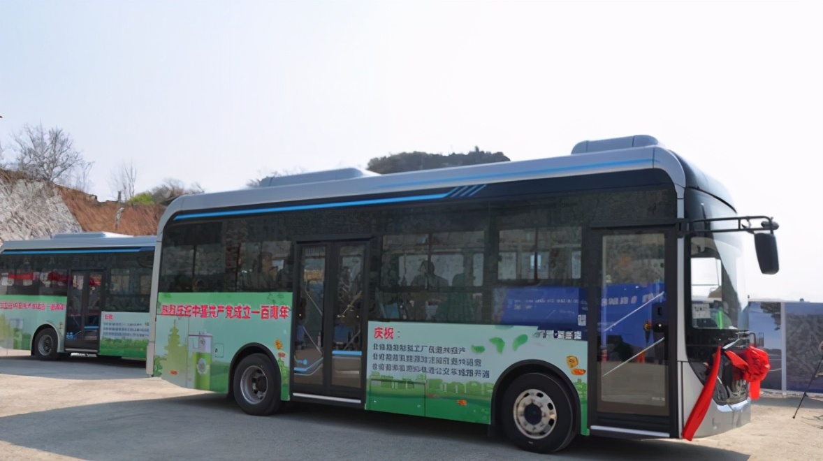 贵阳新华电脑学院宿舍照片_贵阳新华电脑学院学费多少钱_贵阳新华电脑学院