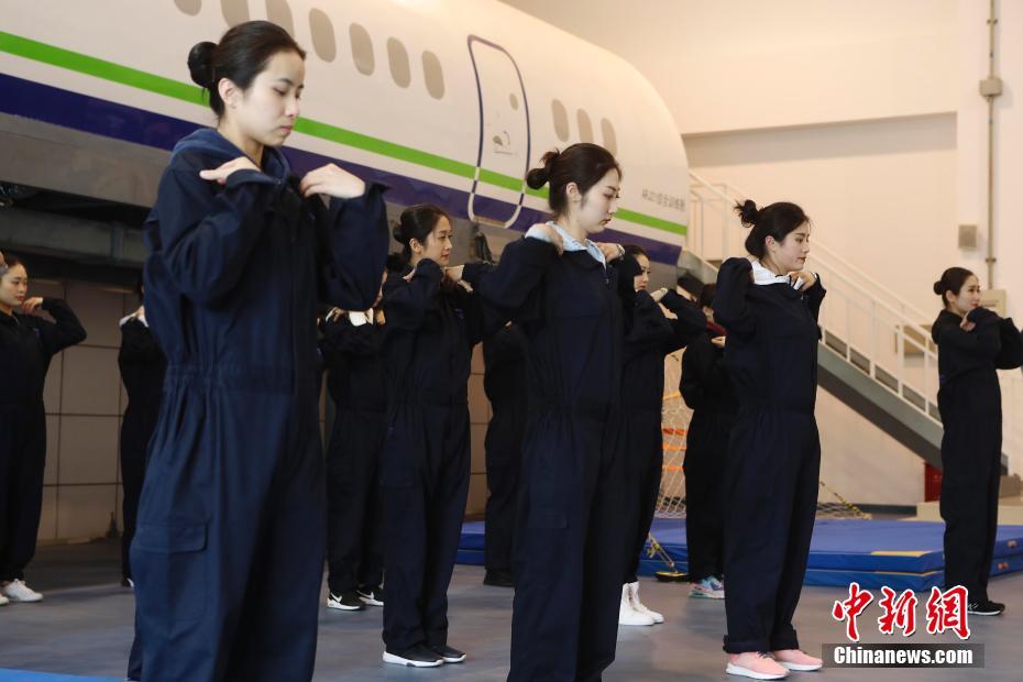 成都航空职业学校技术学院官网_成都航空职业技术_成都航空职业技术学校百度贴吧