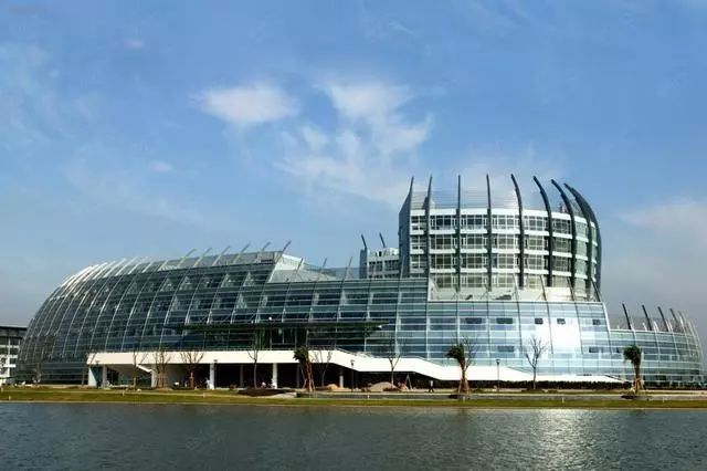 武汉纺织大学外经贸学院简介_武汉纺织大学外经贸学院_武汉纺织大学外经贸学院是什么