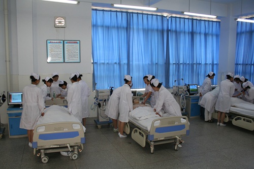 护理学前景怎么样_护理学专业就业前景_护理专业就业前景2021