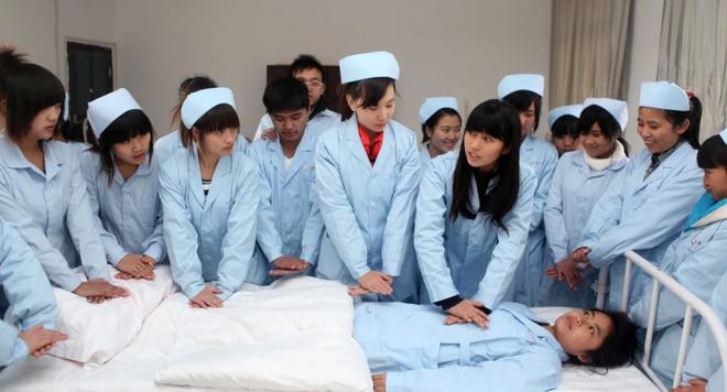 长沙卫生职业学院百度贴吧_长沙卫生学院职业技能337_长沙卫生职业学院