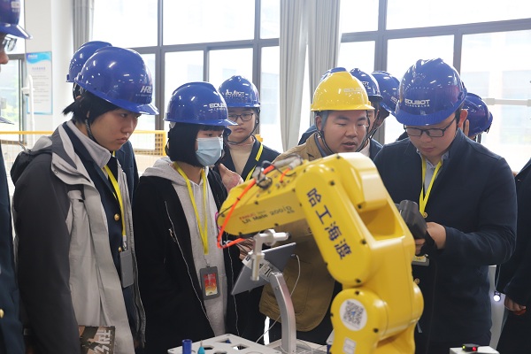 安阳学院职业技术学院官网_安阳学院职业技术等级_安阳职业技术学院