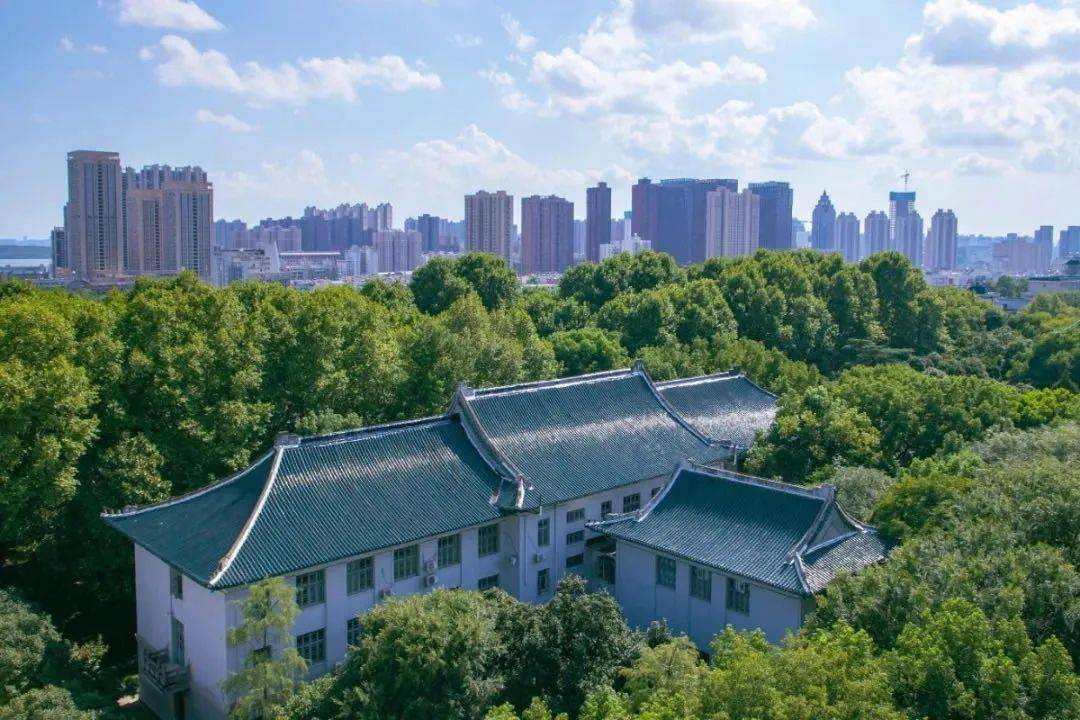 华南师范大学经济与管理学院_华南师范大学经济与管理_华南师范大学经济与管理学院