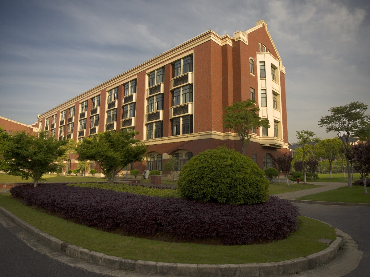500分上下的大学_大学录取500分的好大学_500分能上什么大学