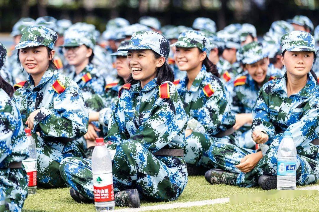 陕西财经职业技术学校怎么样_陕西财经职业技术学院鸟瞰图_陕西财经职业技术