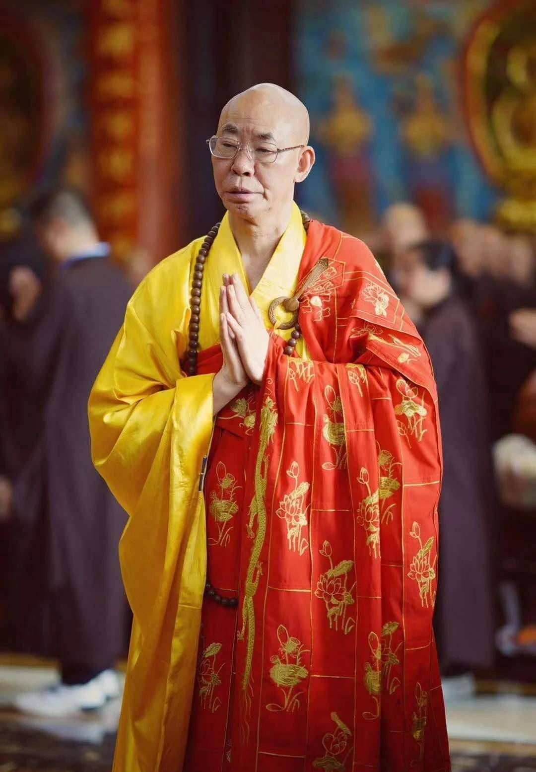 蝴蝶过山门啥意思_蝴蝶过山门出自哪首诗_蝴蝶过山门