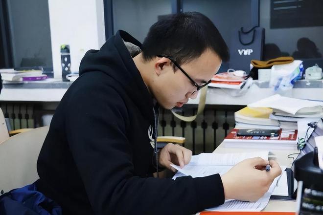 海文考研辅导班_海文考研辅导班多少钱_海文考研辅导老师