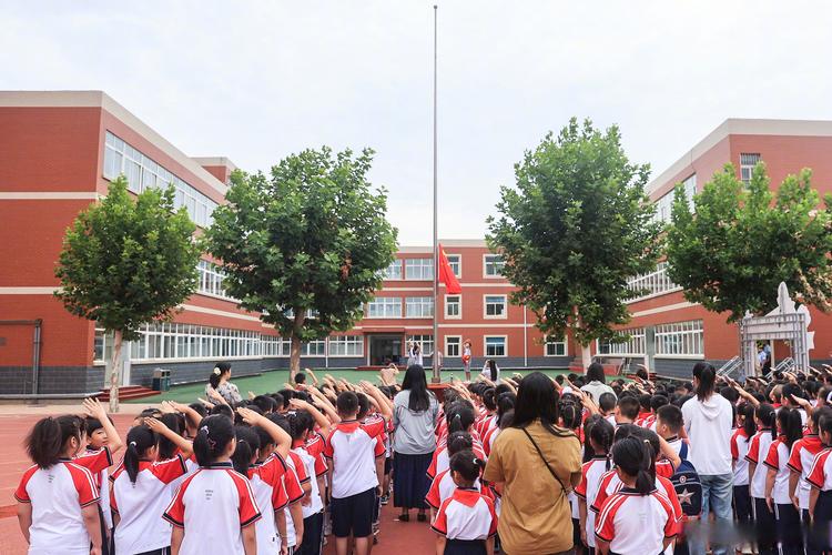 长治幼儿师范高等专科校长_幼儿高等专科师范学校校长_长治幼儿师范高等专科学校