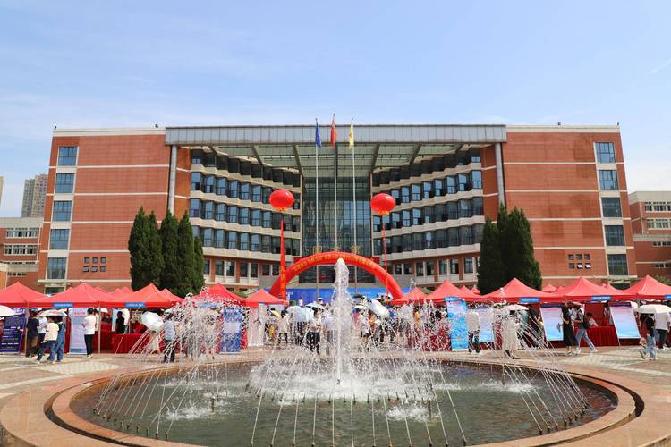 学院职业技术科学东广_职业技术学院专业介绍_三联职业技术学院